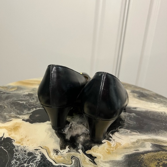 Vintage Salvatore Ferragamo Kitten Heels - Picture 4 of 9